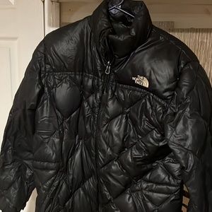 Women's Medium Northface light puffy winter jacket